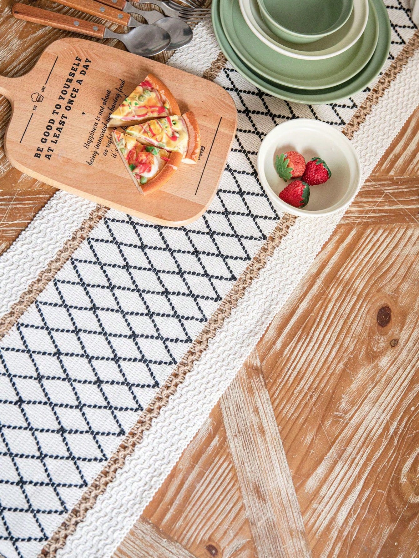 Rhombus Tassel Table Runner