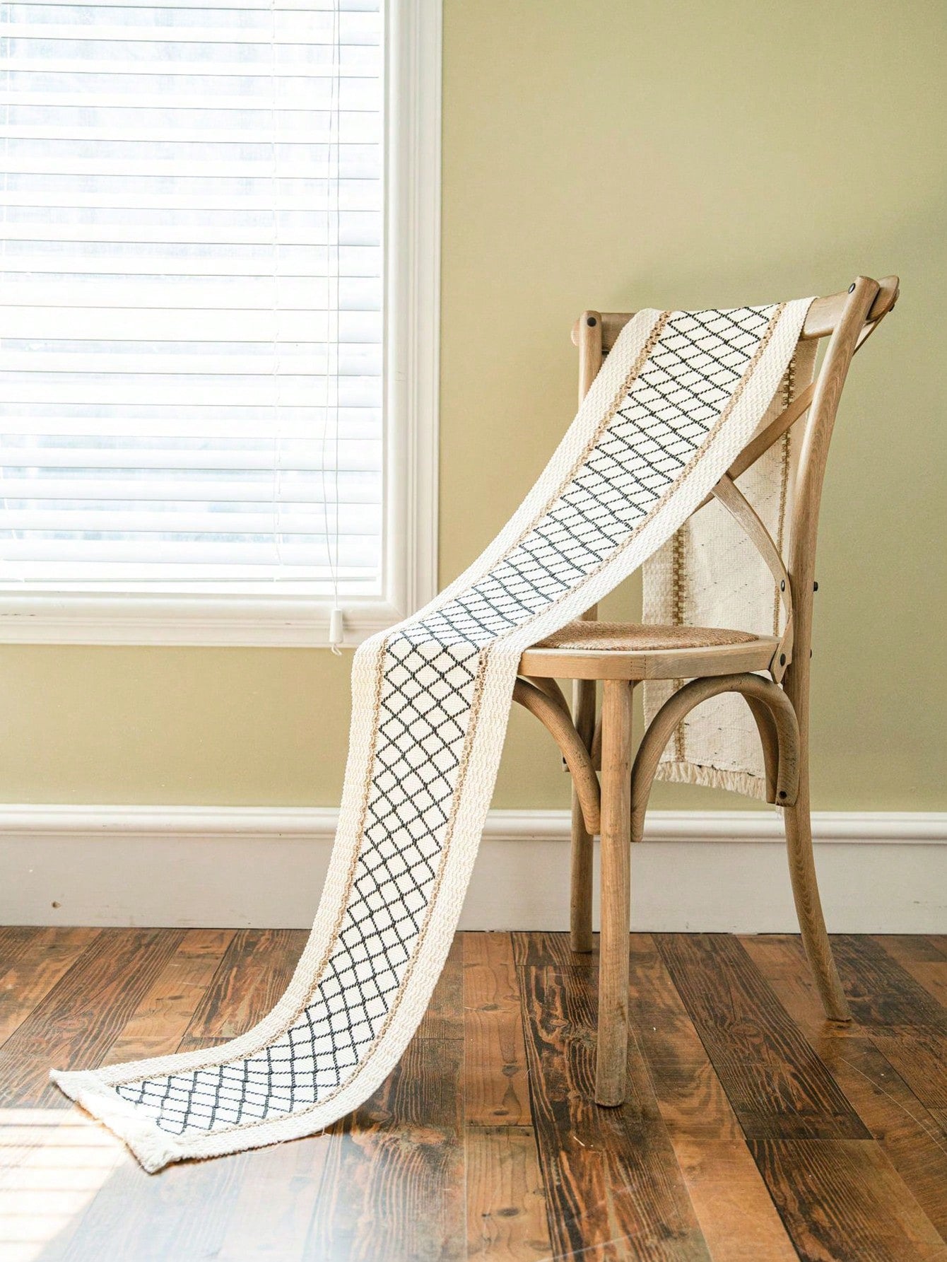 Rhombus Tassel Table Runner