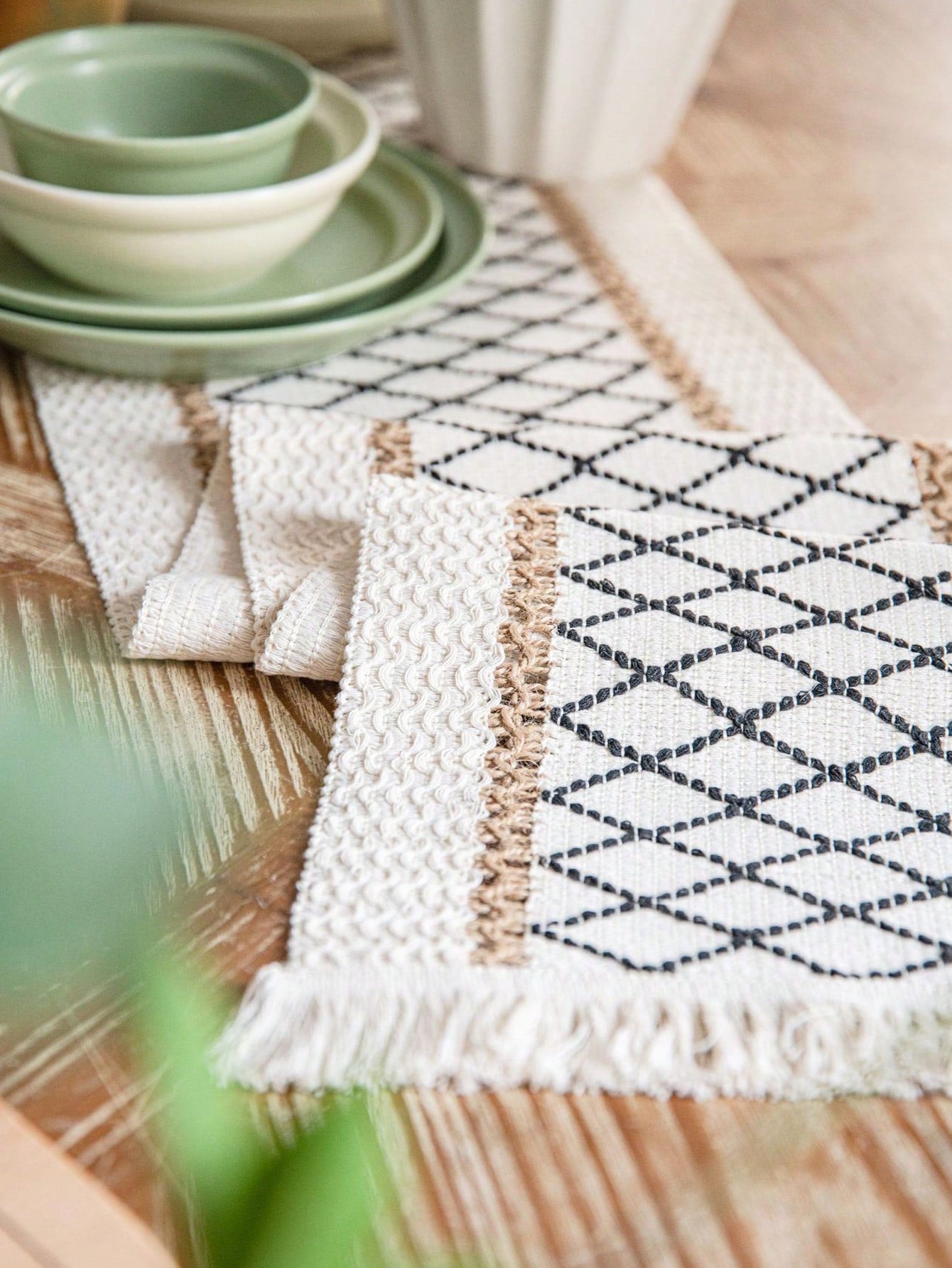 Rhombus Tassel Table Runner