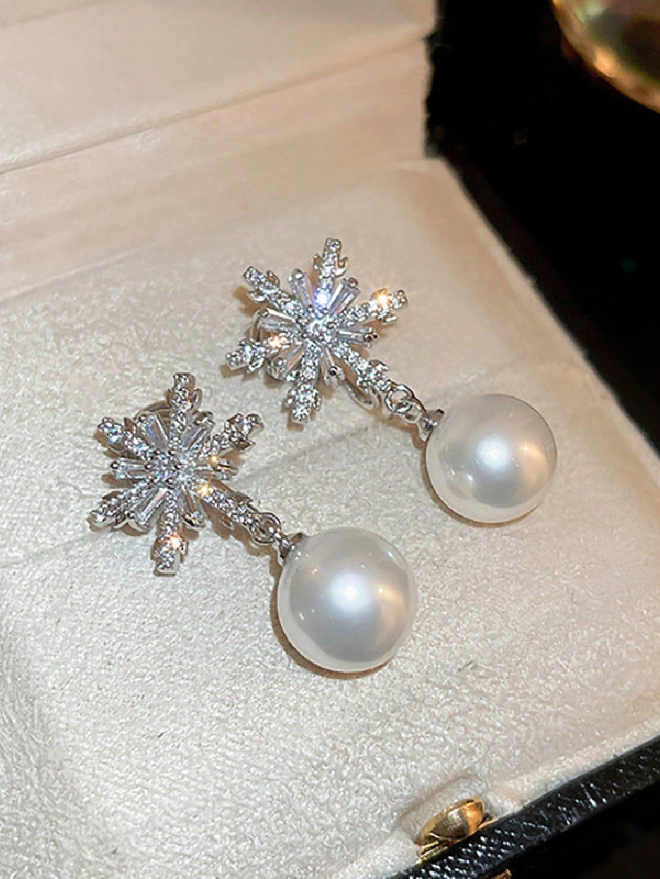 Pearl Snowflake Shaped Earrings