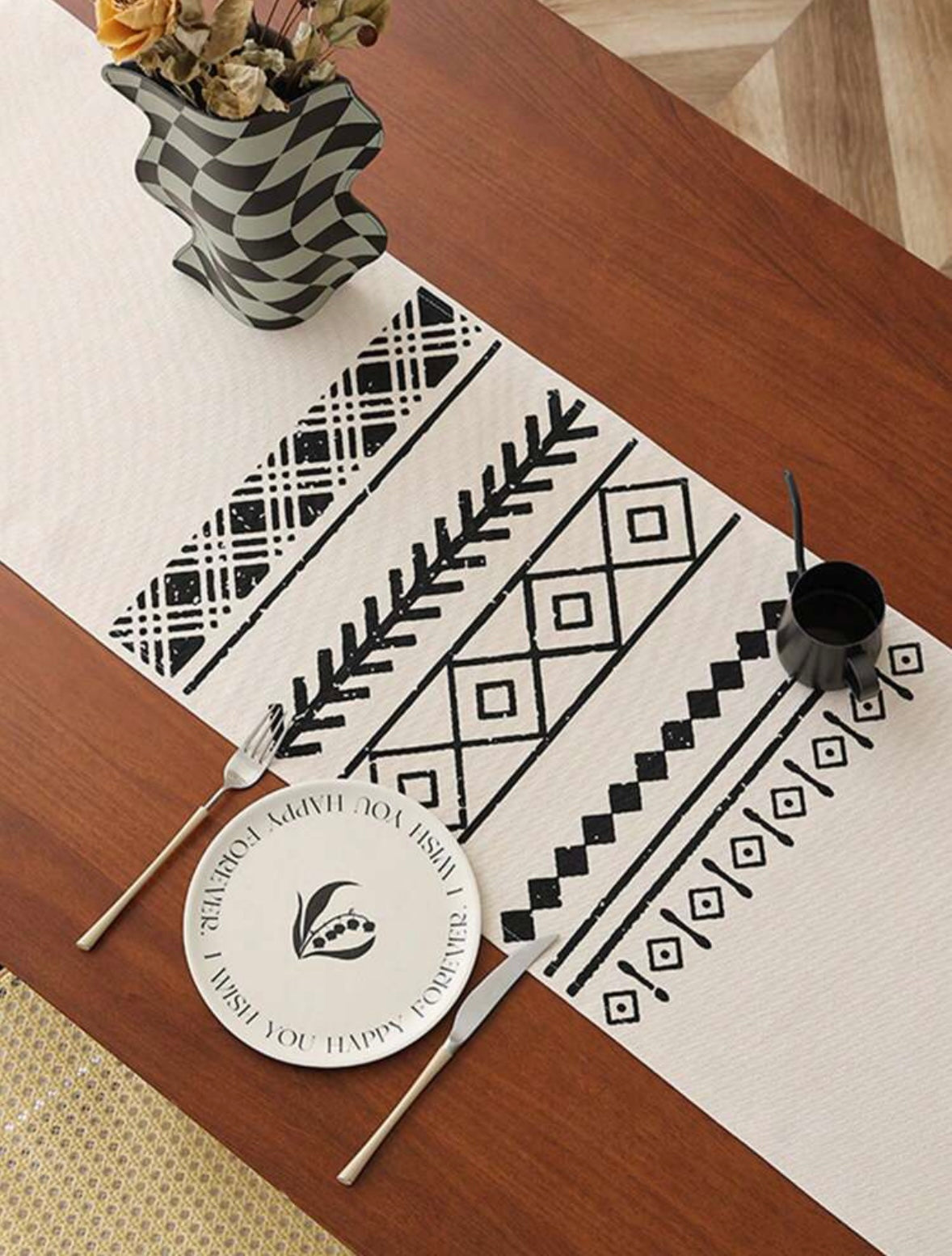 Geometric Pattern Table Runner